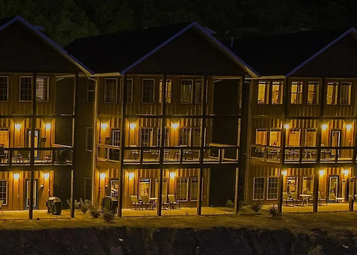 Keweenaw Waters Resort