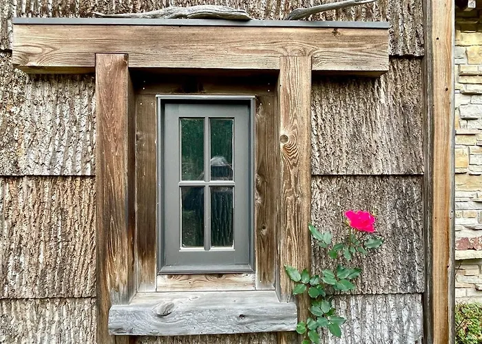 Anam Cara Cabin